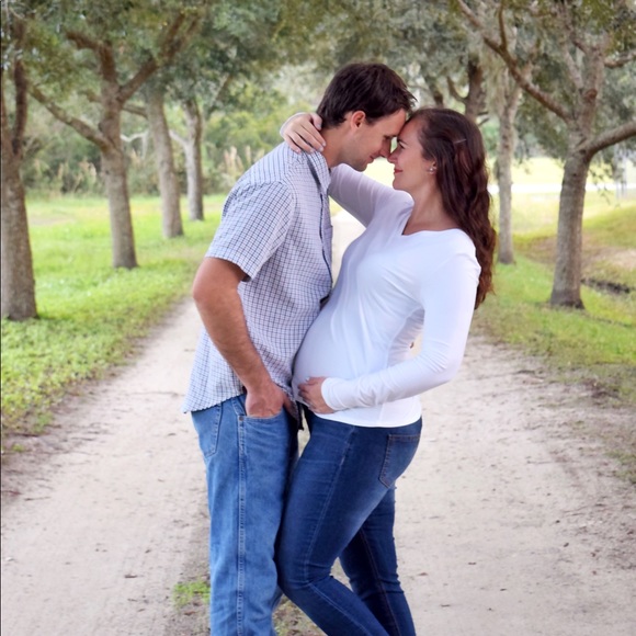 CLEARING MY CLOSET FOR BABY - Picture 7 of 8